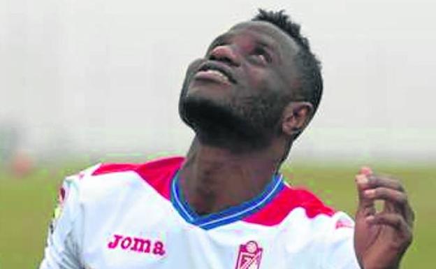 Wakaso, en su reciente etapa con el Granada.