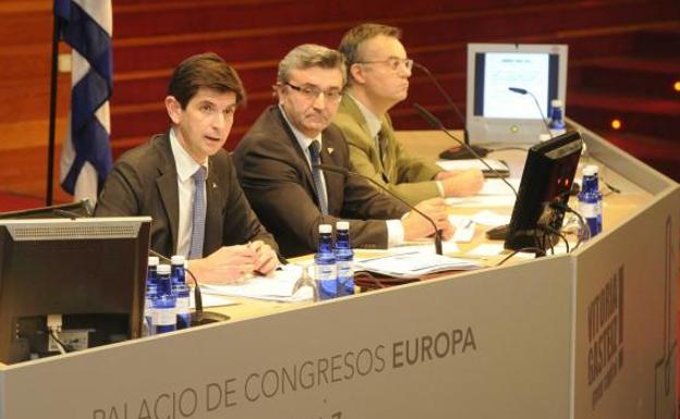 La junta general ordinaria se desarrolló con la asistencia de 86 accionistas. /Iosu Onandia