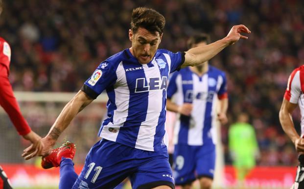 Ibai en un partido entre el Athletic y el Alaves./Jesús Andrade