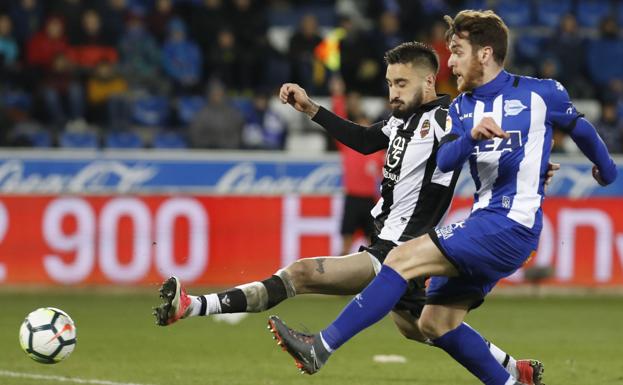 Eibar y Alavés en un partido de Liga anterior./