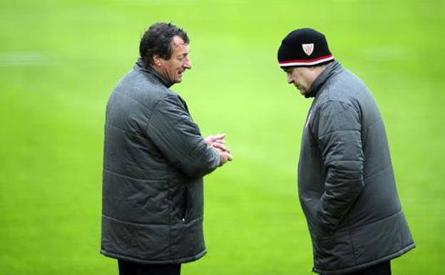 Bonini y Marcelo Bielsa, en su época en el Athletic.