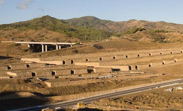 Terreno de la localidad de Colinas de Limonar, donde se edificarán las viviendas.