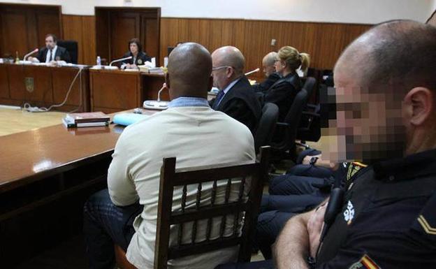 Fabricio J. S., durante el juicio por la muerte del preso José Márquez, en Córdoba./E.C.