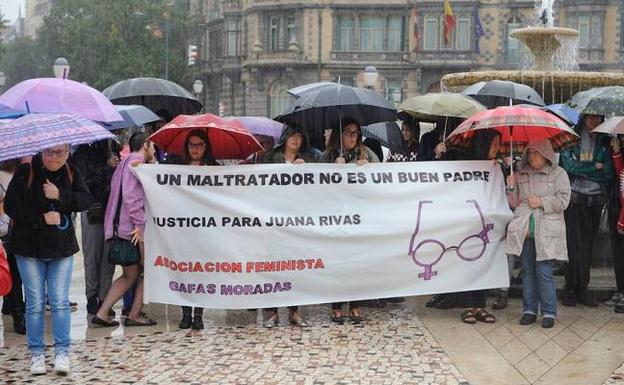 La iniciativa obtuvo eco en una veintena de ciudades.
