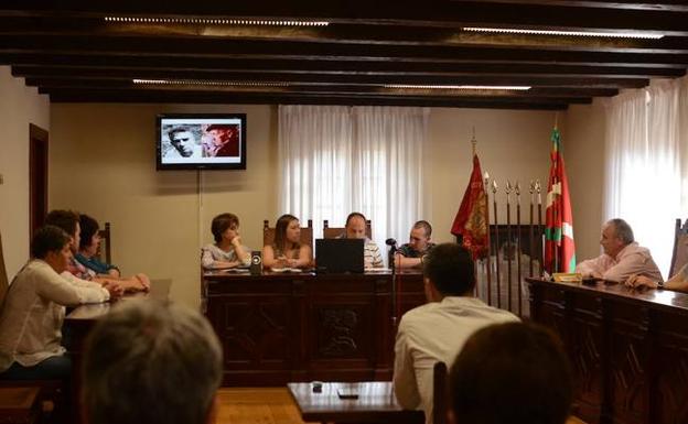 Adie tiene diferente punto de vista que PNV y EH Bildu. / L. P.