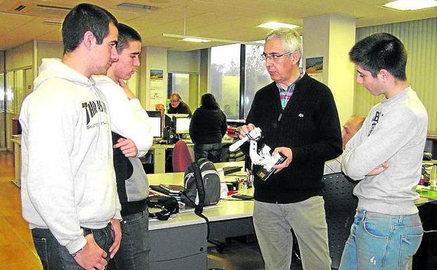 Los jóvenes conocerán las posibilidades de empleo. / E. C.
