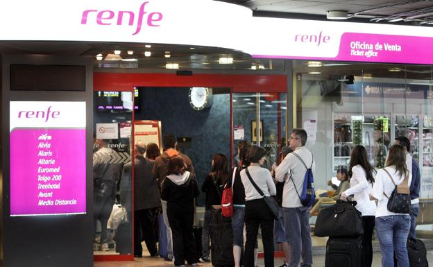 Una oficina de venta de Renfe./EFE