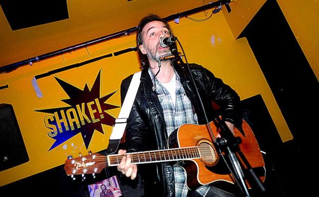 El zurdo Coppel maravillando en el Shake!./CARLOS Gª AZPIAZU