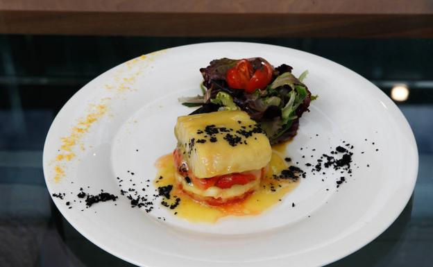Gran Hotel Lakua. Dirección Tarragona, 8 (Vitoria). Teléfono 945181000. Web www.granhotelakua.com. Cena Fin de Año 105 €. Almuerzo Año Nuevo 45 €.