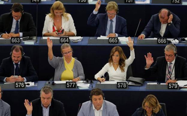 Parlamento Europeo aprueba reforma de derechos de autor en internet Parlamento Europeo aprueba reforma de derechos de autor en internet