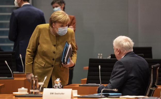 Alemania prohíbe el grupo neonazi 'Sturmbrigade 44'