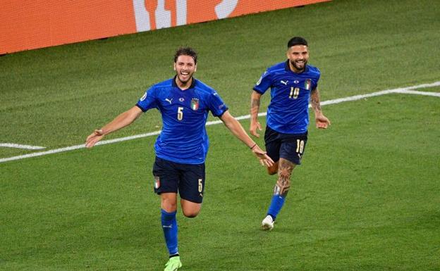 Locatelli świętuje jeden ze swoich celów.