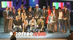 Los ganadores, con sus premios. /M. Atrio/