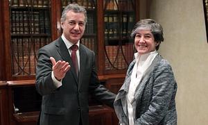 Iñigo Urkullu y Laura Mintegi, en Ajuria Enea. /Telepress/