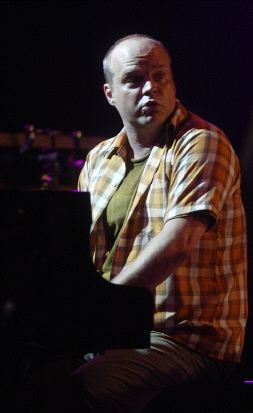 EN CONCIERTO. John Medeski, en su actuación de 2006 en la 'Noche electrónica'. / JAVIER MINGUEZA/