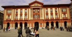 El edificio del Ayuntamiento, uno de los bienes a proteger incluido en el catálogo. / JULIO CALLEJA/