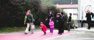 Imagen de la actividad del 'Camino Escolar' en una edición anterior de esta iniciativa. ::
A. L./