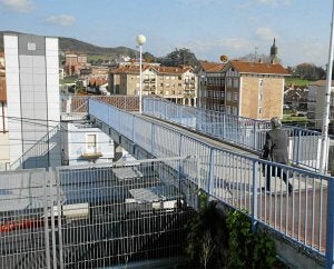 El documento prevé la desaparición de la 'brecha' del metro que parte en dos el casco urbano . ::
P. URRESTI/