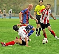 El Laudio mantuvo el tipo ante el Laudio en Ellakuri, aunque acabó con derrota. :: JOSÉ MONTES/