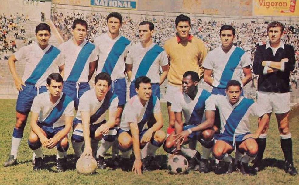 Selección de Guatemala en los años sesenta. /