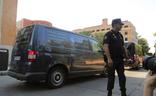 Llegada del coche fúnebre que transportaba el cuerpo de Blanca Fernández Ochoa al Instituto Anatómico Forense./Efe