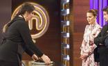 Bochornosa expulsión de Saray en 'Masterchef' con una perdiz cruda y sin desplumar