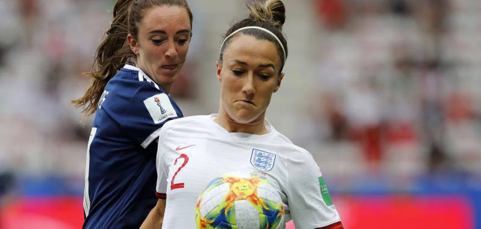 Lucy Bronze succeeds Rapinoe as the best player in the world