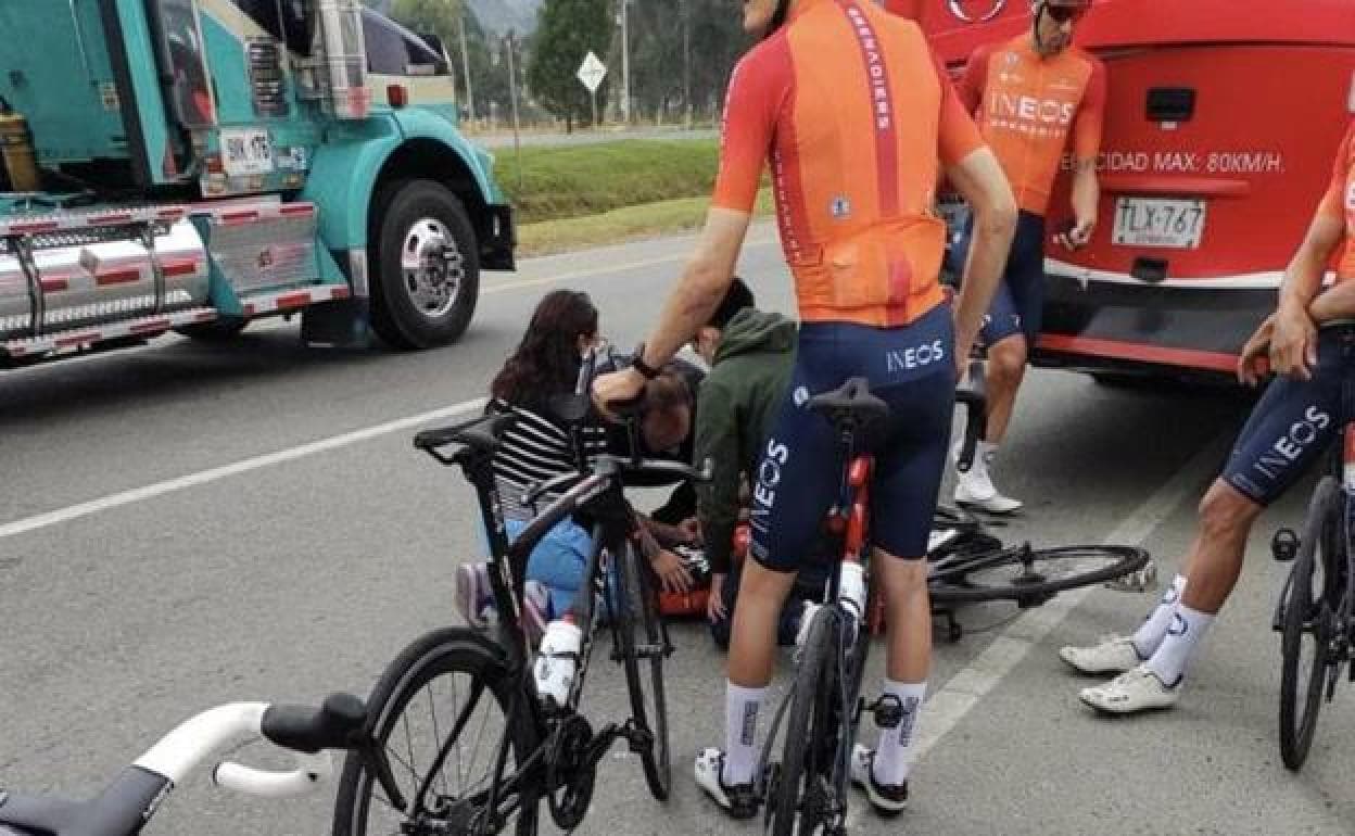 Ciclismo: Bernal se empotra contra un autobús su temporada ciclista queda en el aire | El Correo