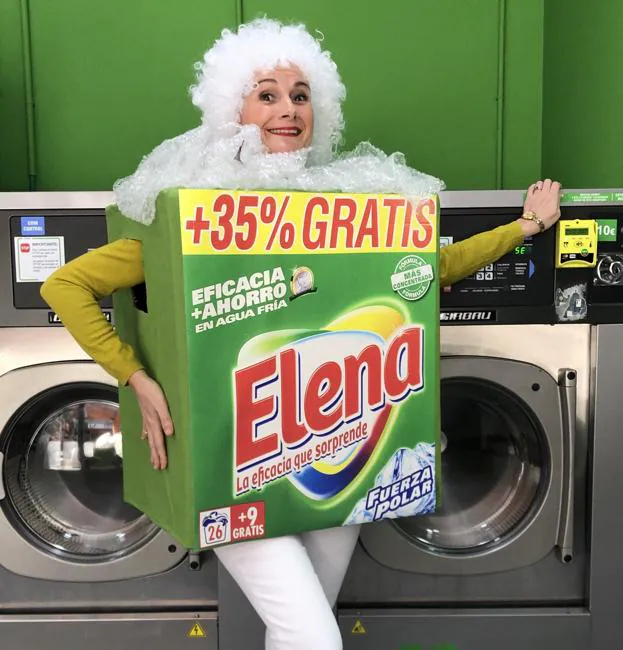 El carnaval de Bilbao no sería lo sin Elena, la reina de los disfraces | El Correo