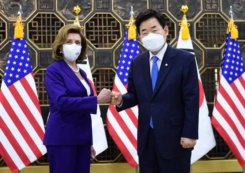 The president of the US Congress has met with her counterpart in the South Korean National Assembly Kim Jin-pyo in Seoul