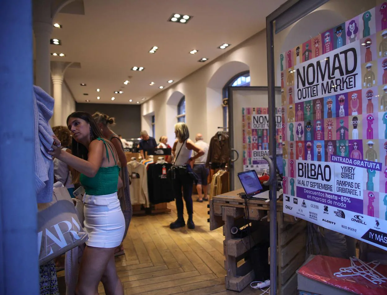 Tiendas en Dos abren en Bilbao una tienda efímera con firmas exclusivas al 80% de descuento | Correo