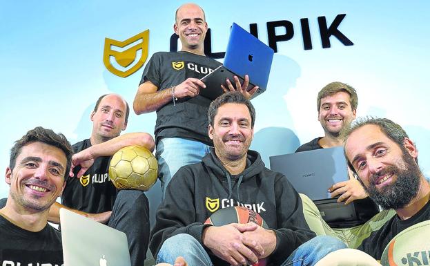 The team of the 'startup' Clupik, which develops 'software' to integrate the management of sports clubs. 