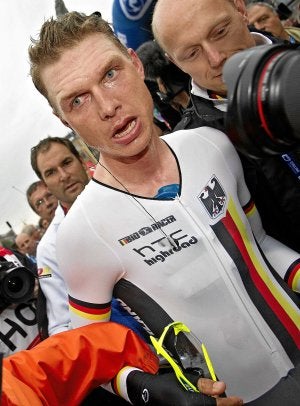 Tony Martin, herido grave al sufrir un accidente con su bici | El Correo